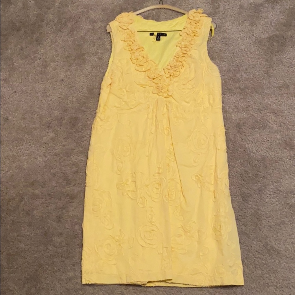 Yellow dress with flower details